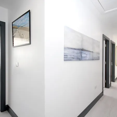 Burrow Apartment *