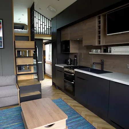 Burrow * Rosslare Harbour