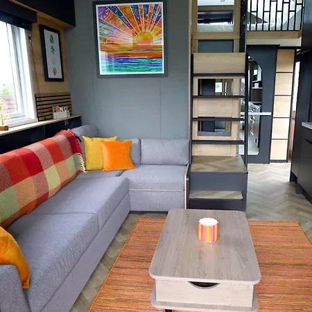 Burrow Tatil parkı *